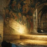 Chapelle Notre Dame des Fontaines, fresque du XVe siècle éclairée par la lumière naturelle
